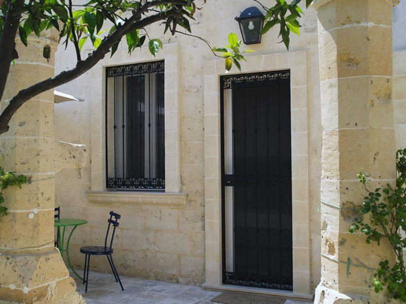 ماندوريا Sine Tempore B&B المظهر الخارجي الصورة
